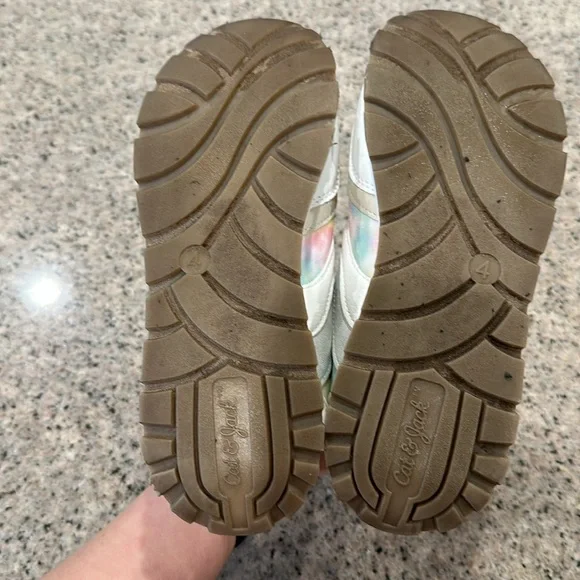 Cat and Jack girls Sneakers - Picture 7 of 9